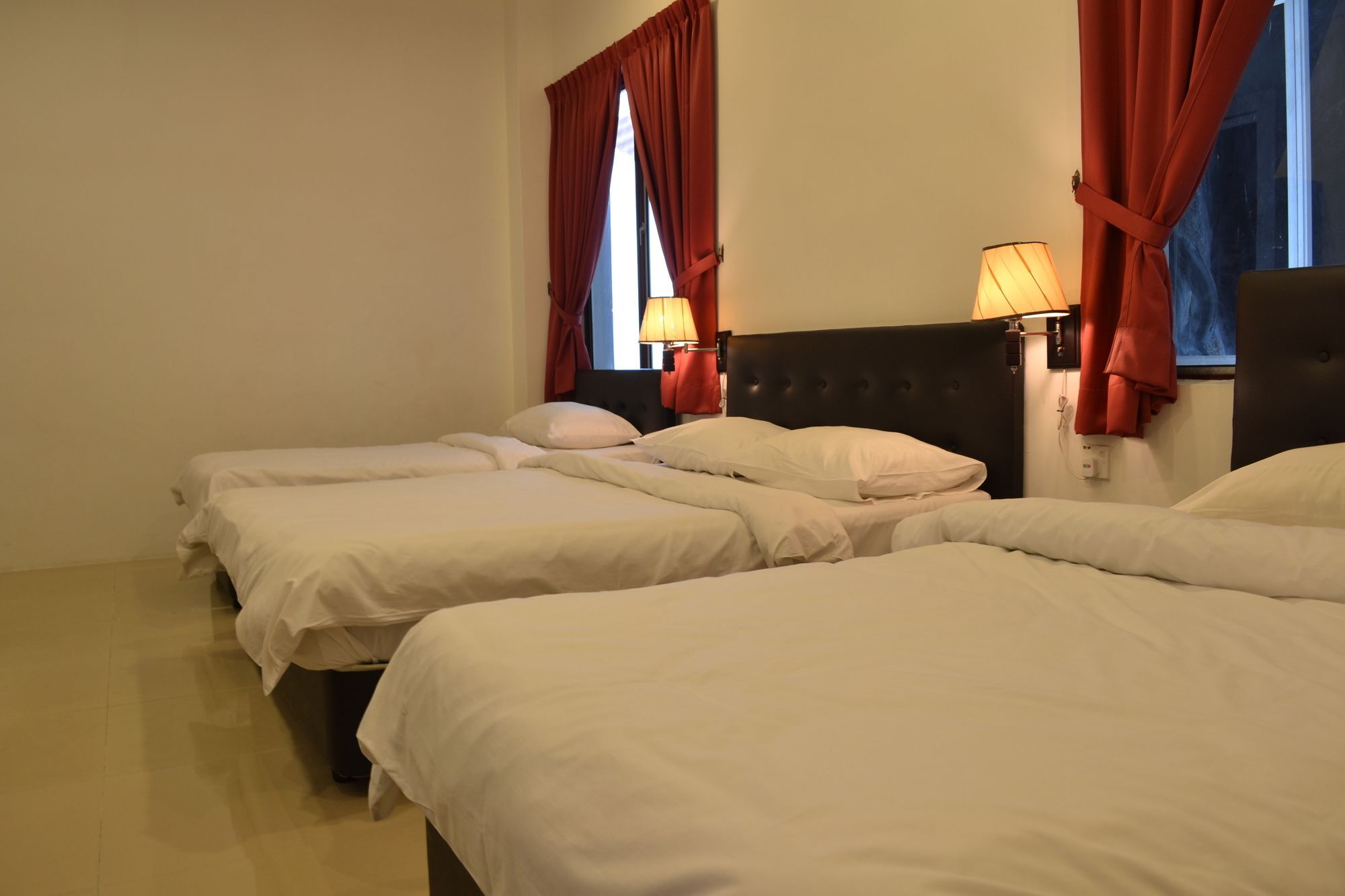 Mutiara Penthouse Hotel Кота-Бару Екстер'єр фото